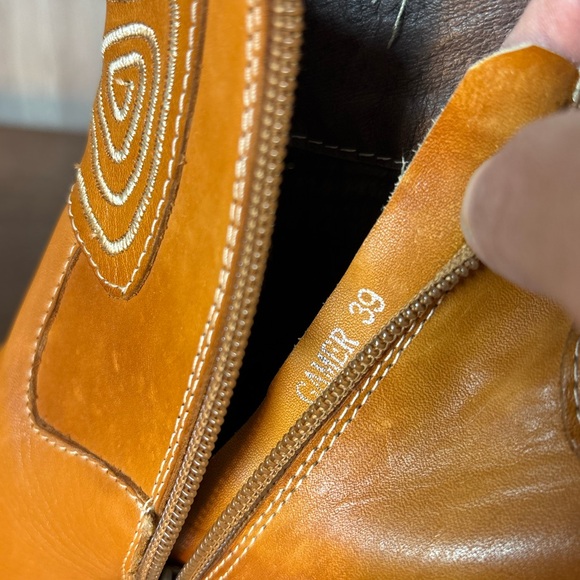 Spring Step Gamer Embroidered  Wester Leather Ankle Booties - Picture 10 of 10